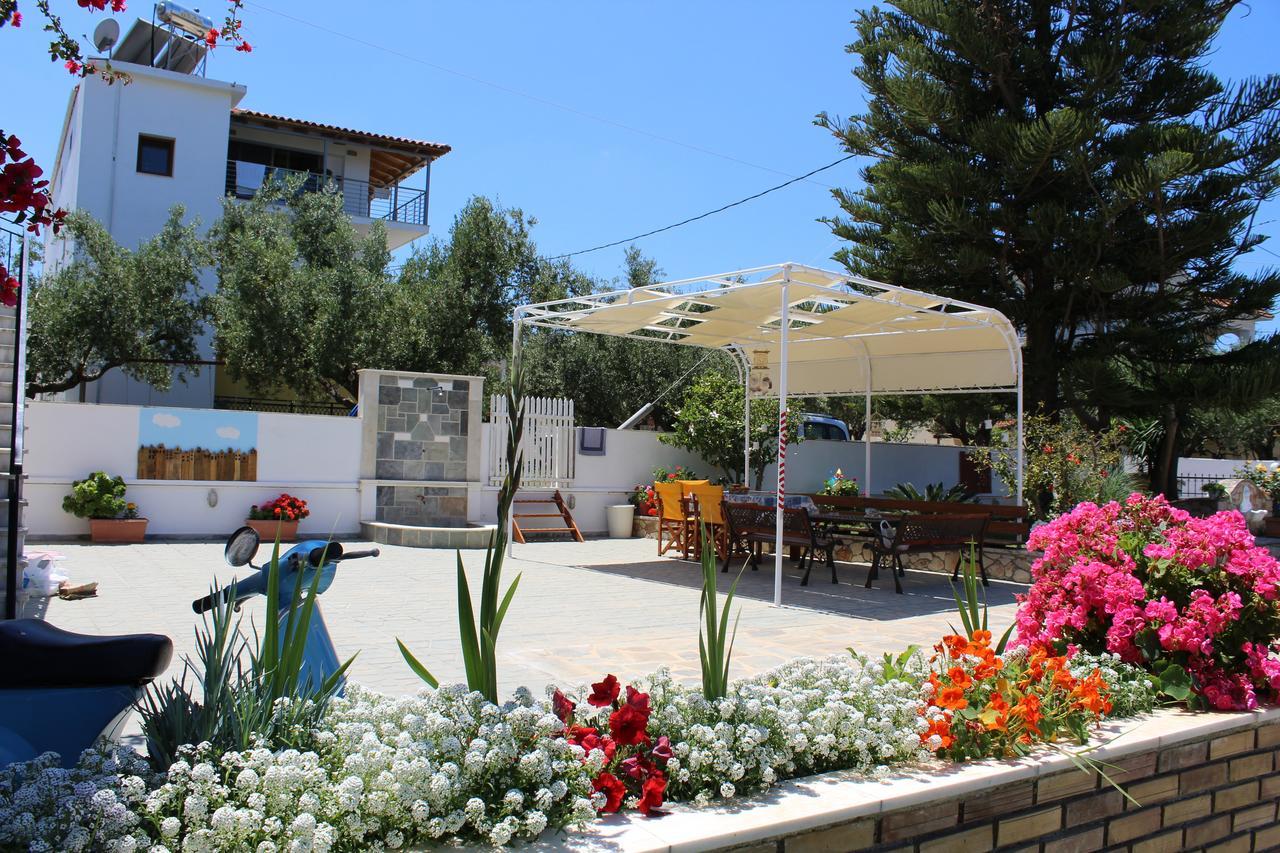 Panorama & Apartmán Amoudi