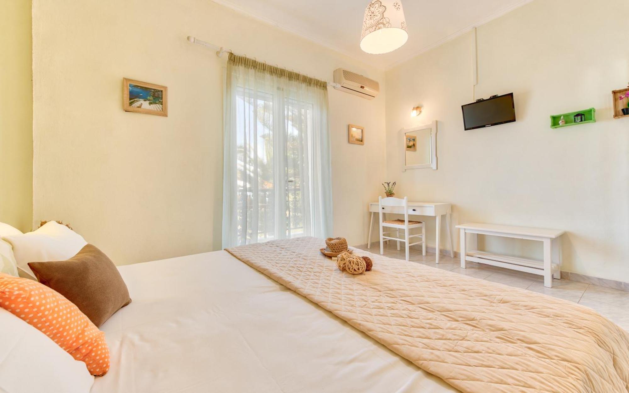 Panorama & Apartment Amoudi